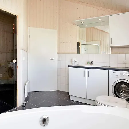 With Private Hot Tub And Sauna Prázdninový dům *
