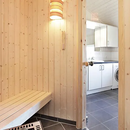 Ferienhaus With Private Hot Tub And Sauna Großenbrode