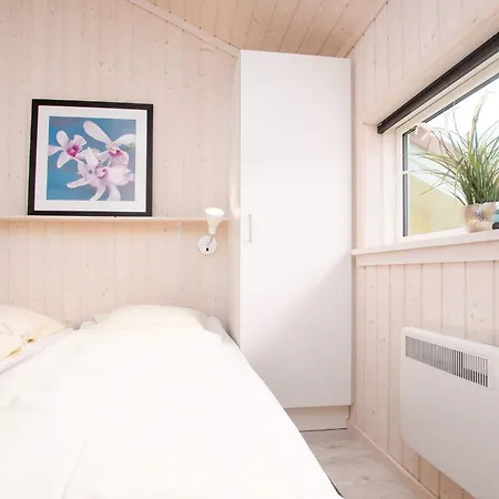 With Private Hot Tub And Sauna Tatil Evi Großenbrode